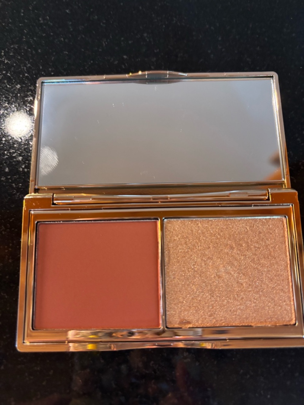 Charlotte Tilbury Matte Terracotta Blush & Champagne Shimmer Duo